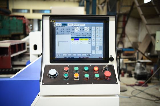 Dwustronna maszyna do rowkowania CNC V Narzędzia tnące Hydrauliczna blacha 1250 Mm