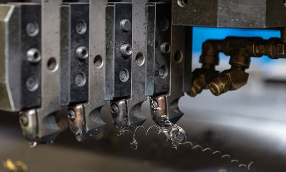 Hydrauliczna maszyna do cięcia rowków V 5,5 KW Stal nierdzewna Cnc V Maszyna do rowkowania dwustronna