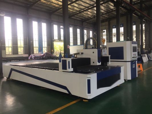 Laserowa maszyna do cięcia CNC ze stali nierdzewnej 3000W 12mm Raytools