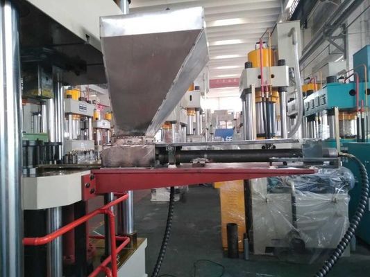 100Ton Prasy hydrauliczne Solne Bloki Tabletowe Produkcja Bydła Owce 11KW 600mm