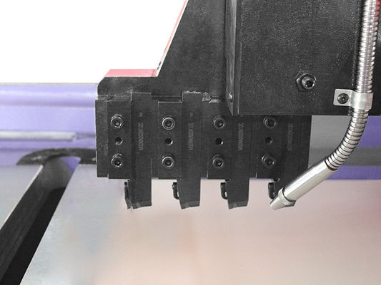 Automatyczna maszyna do cięcia rowków CNC z podwójnym napędem V do drzwi szaf 1250 mm 70 m / min