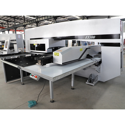 300 KN Hydrauliczna prasa rewolwerowa CNC Automatyczna wykrawarka do otworów typu O