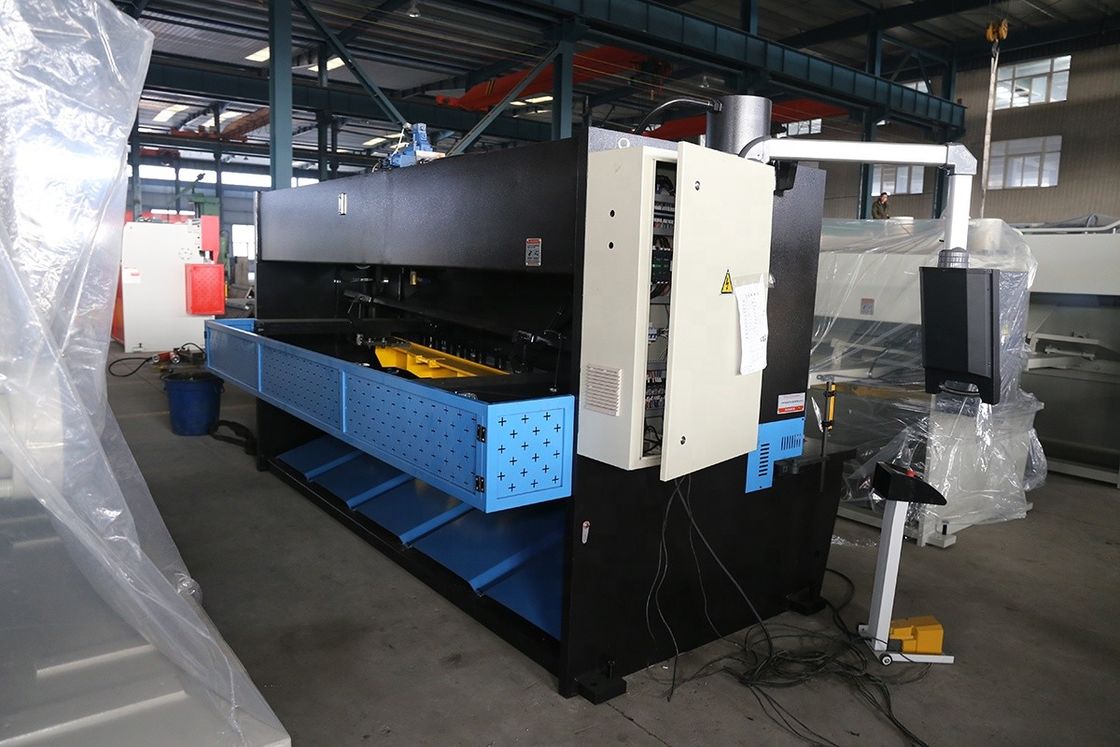 Nożyce hydrauliczne CNC 3200 mm do serwomotoru ze stali nierdzewnej E21S DA360